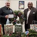 Milford pizza celebrity raising money to give veterans in need a merrier Christmas