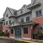 Crisis in the emergency housing response system